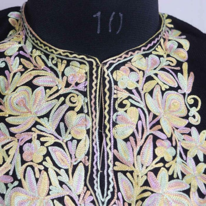 Black Munawar Kashmiri Girls Short Pheran With Aari Embroidery (L40) - Image 3