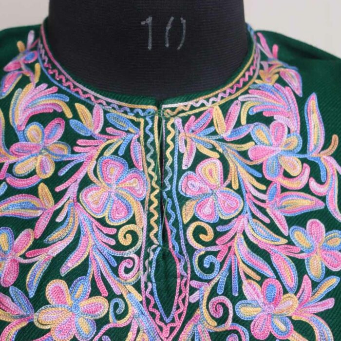 Green Gulabi Posh Kashmiri Girls Pheran/Short Kurta With Aari Embroidery (L36) - Image 3