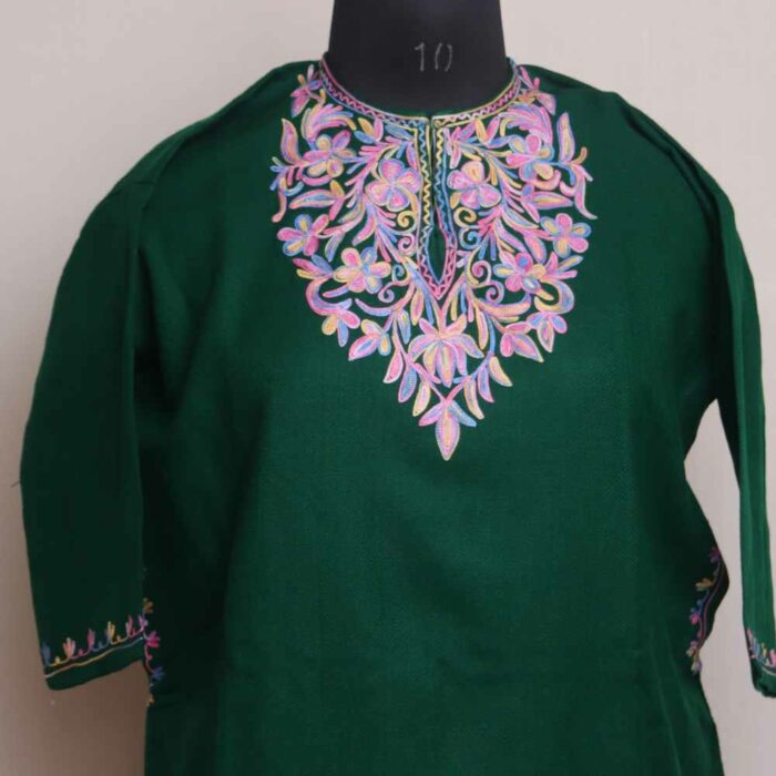 Green Gulabi Posh Kashmiri Girls Pheran/Short Kurta With Aari Embroidery (L36) - Image 2