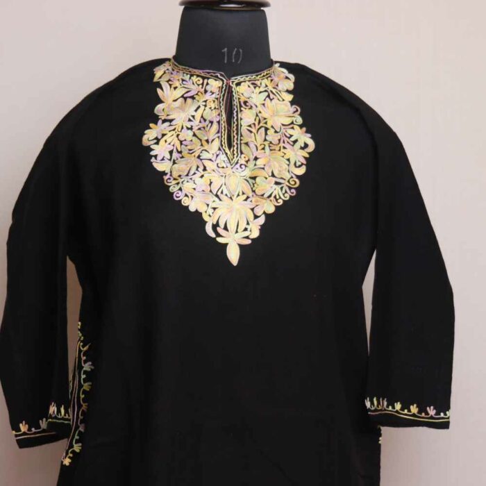 Nousheen Black Kashmiri Girls Short Pheran With Aari Embroidery (L40) - Image 2
