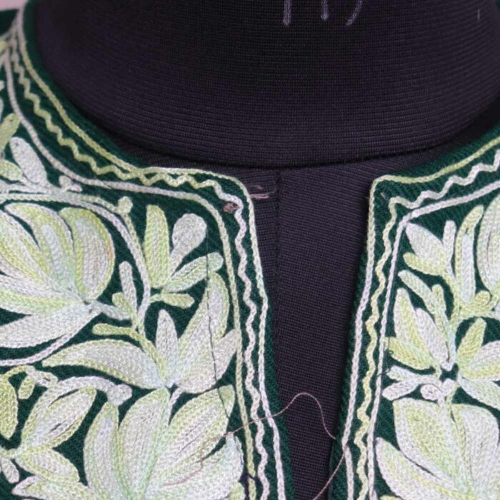 Green Sabz Kashmiri Girls Short Pheran With Aari Embroidery (L40) - Image 3