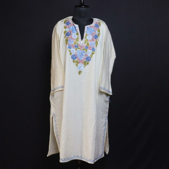 Ivory Elegance: Cream Kashmiri Pheran with Aari Embroidery