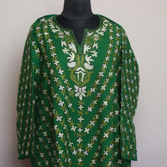 Green Pure Wool Jal Aari All Over Kashmiri Pheran - Image 2