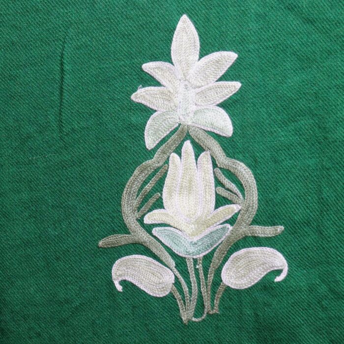 Green Ghazala Pure Wool Jal All Over Aari Kashmiri Pheran - Image 3