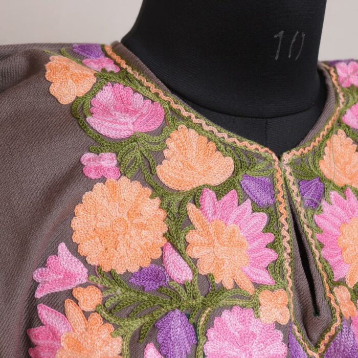 Beige Nubra Kashmiri Winter Aari Pheran - Image 3
