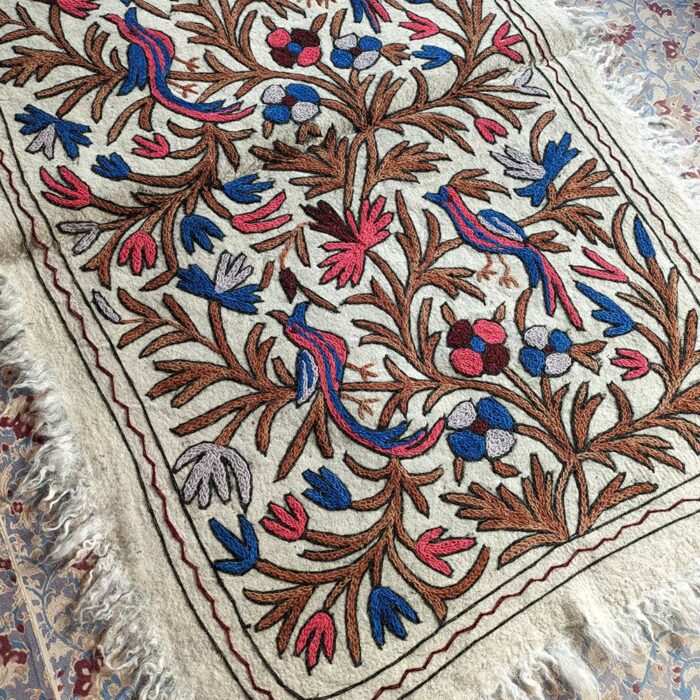 Pure Wool Handmade Birdy Namda Rug 3x5 - Image 3