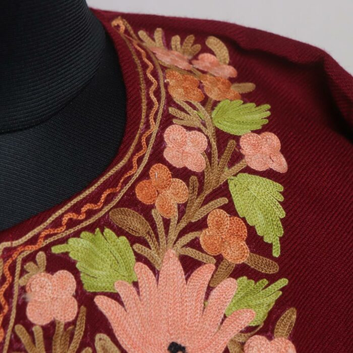 Burgundy Bliss: Maroon Winter Kashmiri Pheran with Aari Embroidery - Image 3
