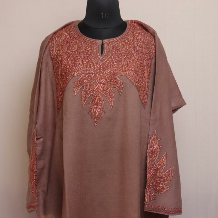 Serenity in Sand: Beige Kashmiri Raffal Pheran with Sozni Hand Embroidery - Image 3