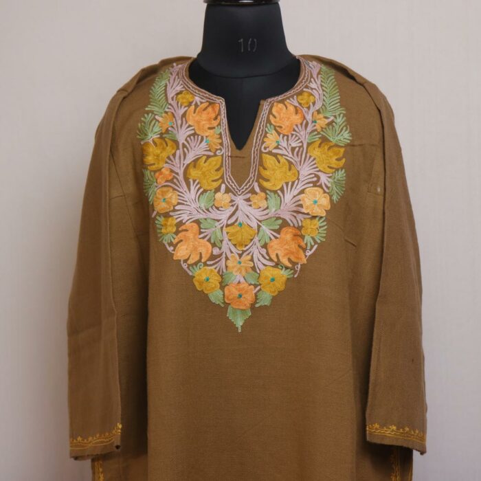 Brown Chinari Kashmiri Pheran With Aari Work - Image 2