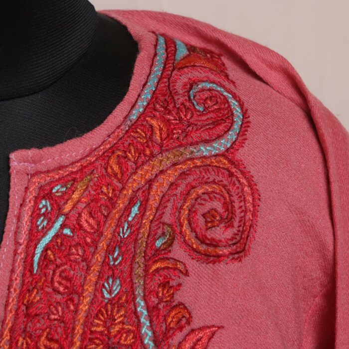 Nun Chai Pink Elegance: Raffal Kashmiri Pheran with Hand Sozni Embroidery L41 - Image 2