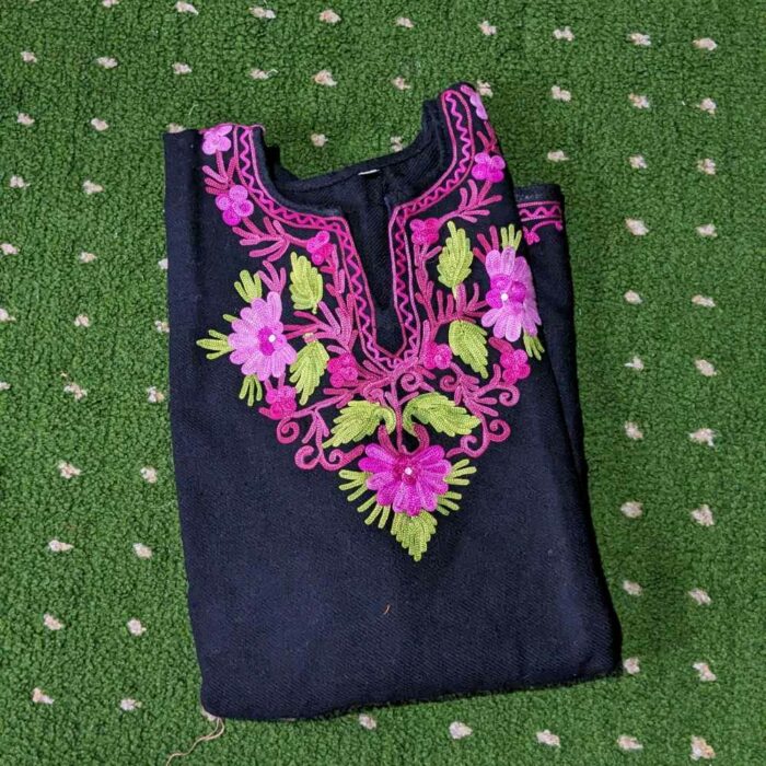 Black Gulabo Cashmilon Traditional Kids Ari Pheran (L24)