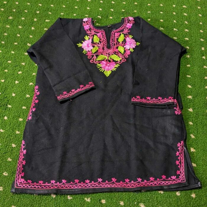 Black Gulabo Cashmilon Traditional Kids Ari Pheran (L24) - Image 3
