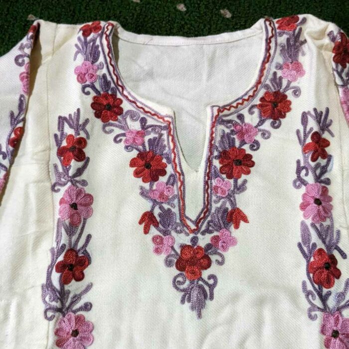 White Sukoon Cashmilon Traditional Kids Ari Pheran (L22.5) - Image 3