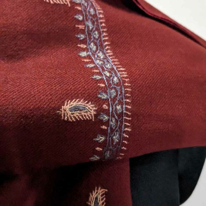 Maroon Zoravar Hand Sozni Woolen Muffler - Image 2