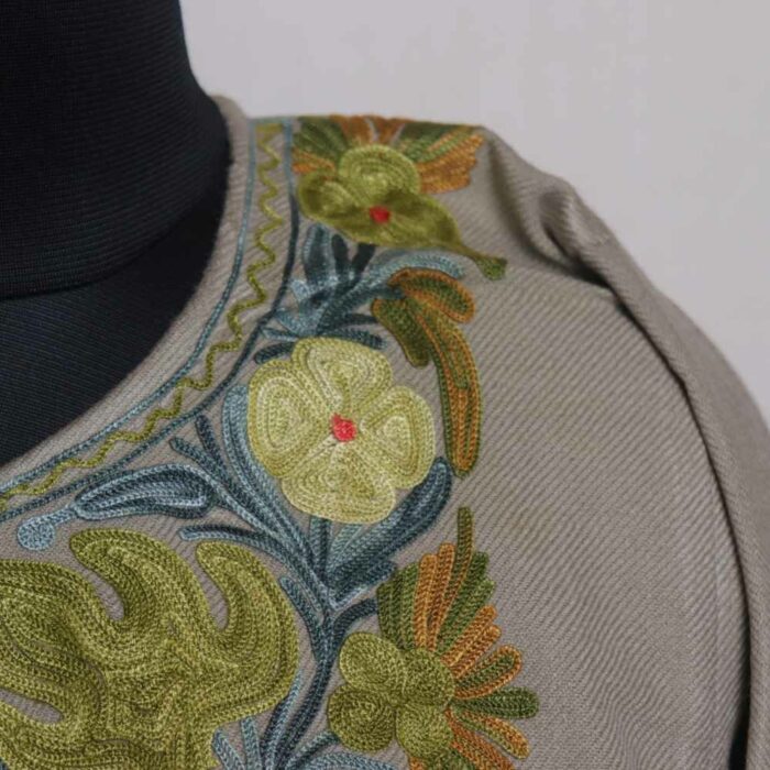 Poshbaagh Kashmiri Pheran With Aari Work - Image 3