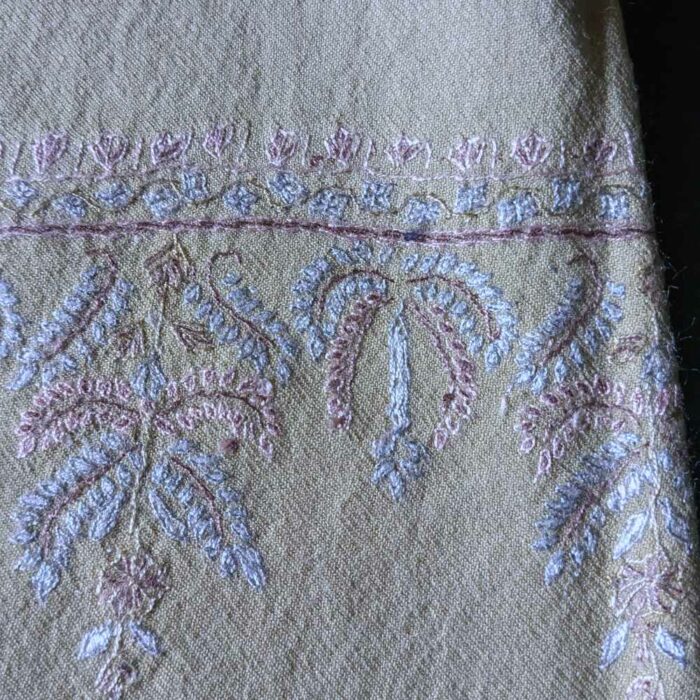 Manayal Beige Hand Sozni Woolen Kashmiri Muffler - Image 2