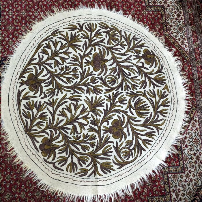 Handmade 4.5ft Round Kashmiri Aari Embroidered Namda Rug - Dark Design on White Base, Pure Wool Accent Rug for Elegant Home Decor