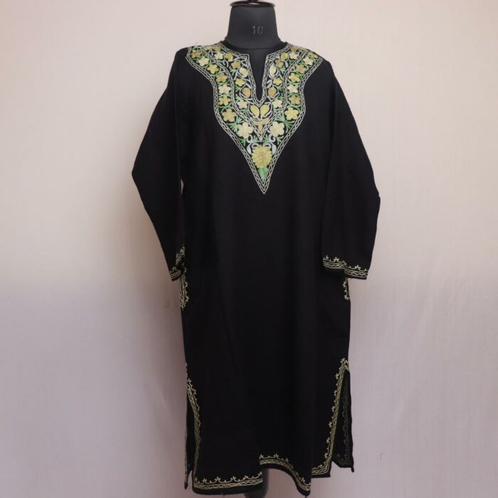 Black Sajida Cashmilon Winter Aari Pheran