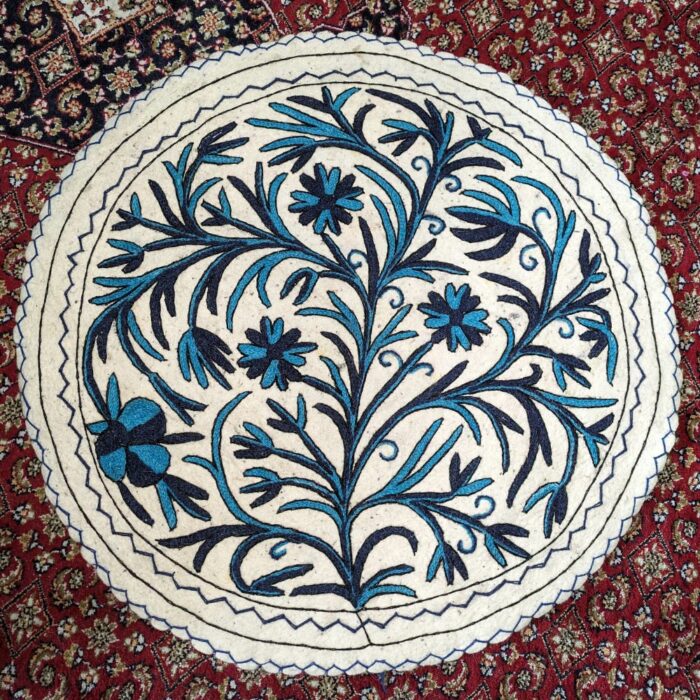 Handmade Pure Wool 3ft Round Aari Embroidered Namda Rug - White Base with Blue Accents