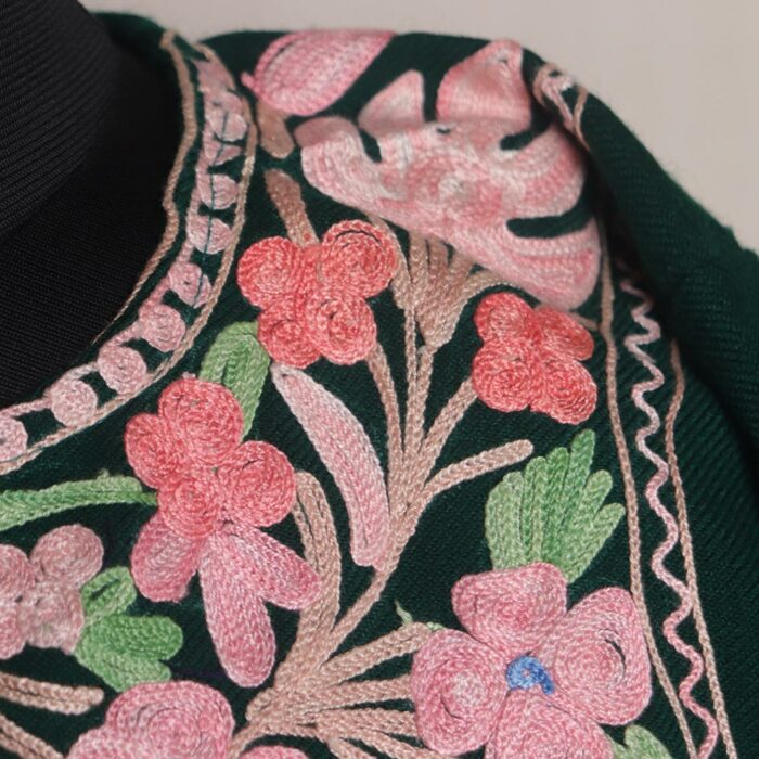 Dark Green Chinari Kashmiri Pheran With Aari Work - Image 2