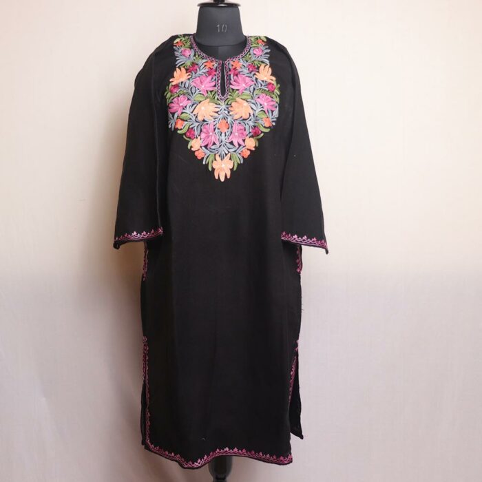 Black Izma Kashmiri Pheran With Aari Work