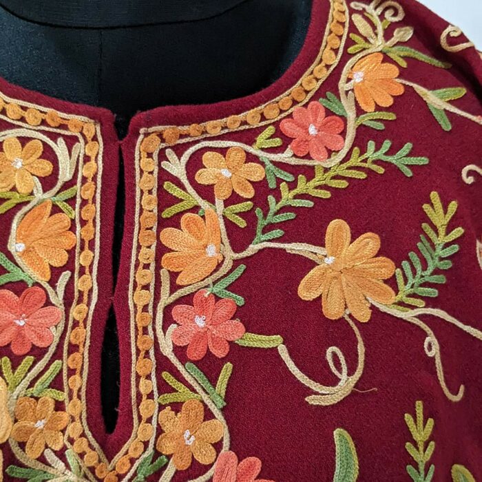 Khanyari Maroon Pure Wool Jaal Aari All Over Kashmiri Pheran - Image 3