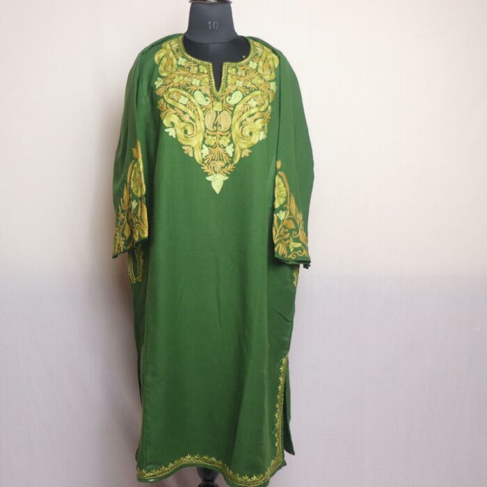 Green Sharmine Kashmiri Pheran With Aari Work