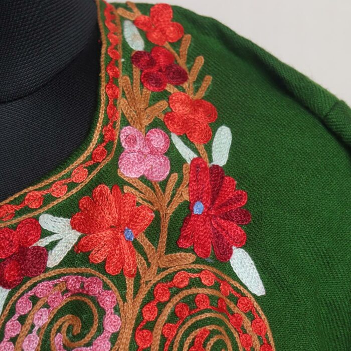 Green Aayat Kashmiri Pheran With Aari Work - Image 3