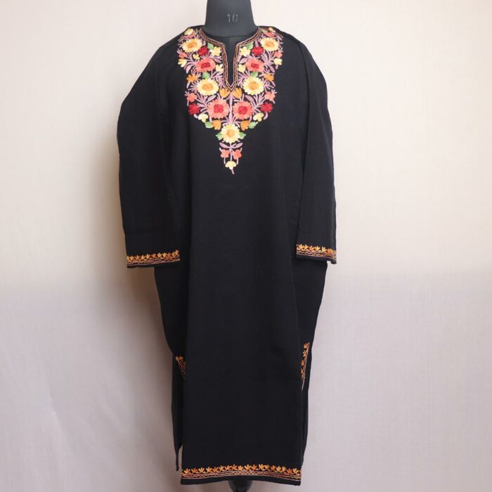 Black Posh Kashmiri Pheran With Aari Work