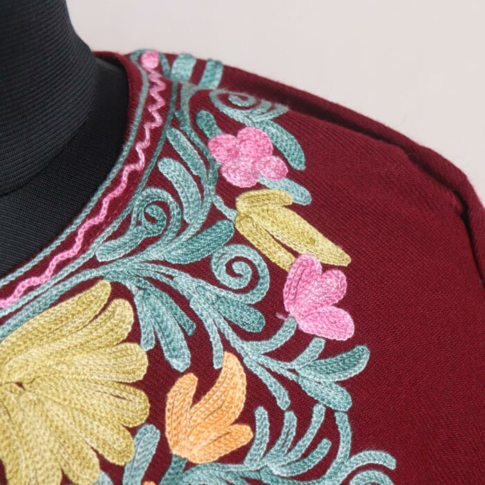 Timeless Maroon Kashmiri Pheran with Aari Embroidery - Image 3