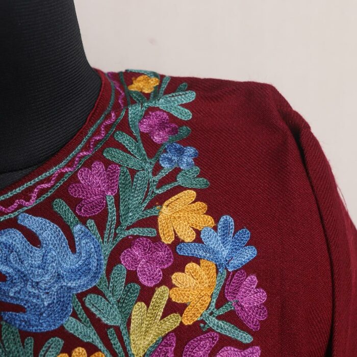 Maroon Kashmiri Pheran with Aari Embroidery: Traditional Opulence - Image 3