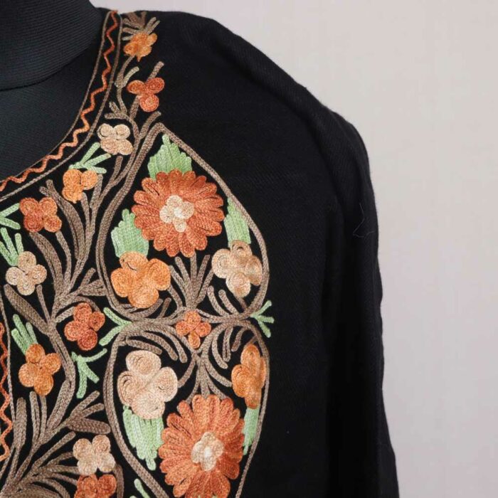 Mumtaz Dil Black Kashmiri Winter Co-ord Set - Image 3