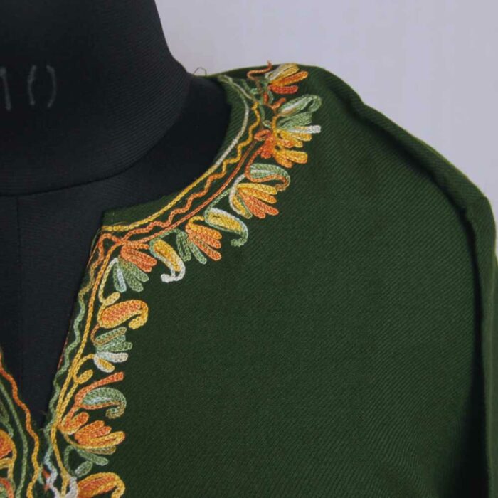 Green Posh Kul Izband Kashmiri Pheran With Aari Embroidery - Image 3