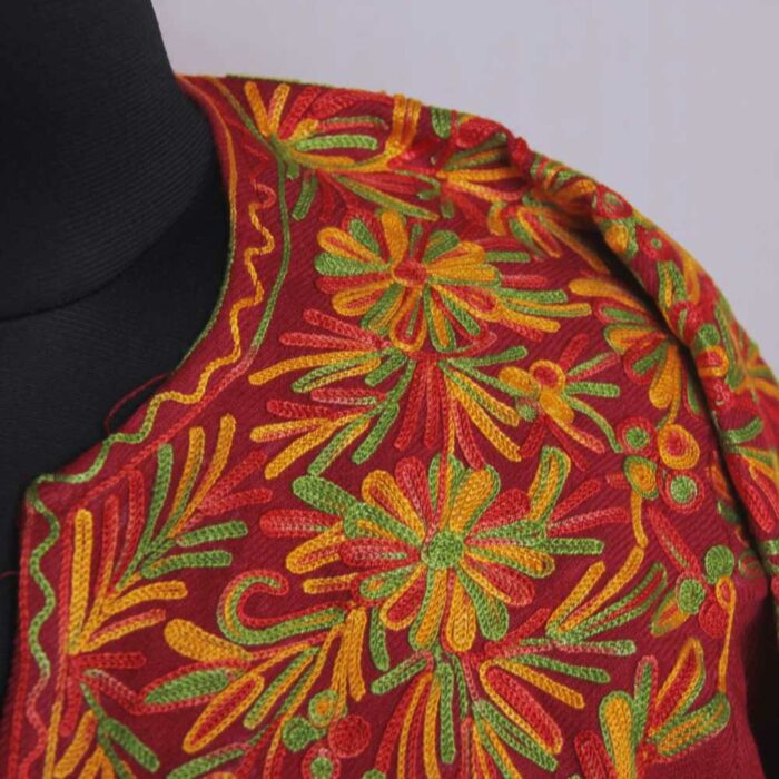 Pink Izbandh Kashmir Pheran With Front Back Embroidery - Image 2
