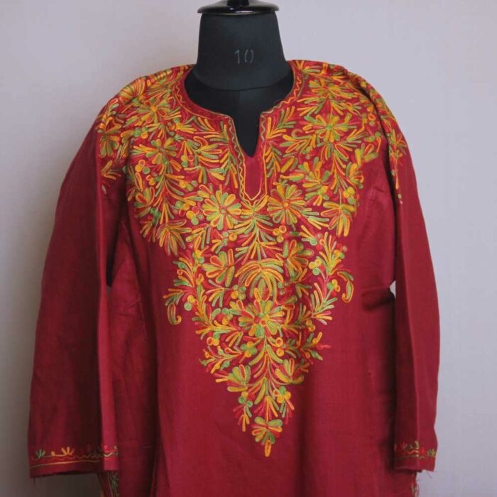Pink Izbandh Kashmir Pheran With Front Back Embroidery - Image 3