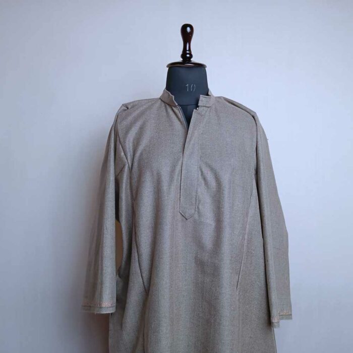 Beigh Light brown Traditional Mens Kashmiri Pheran L43.5 - Image 2