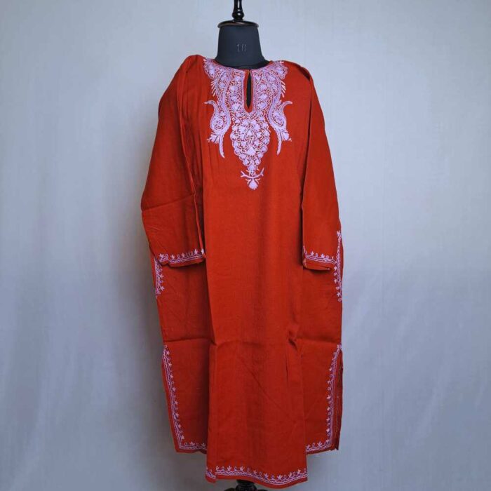 Sukoon Red Hot Aari Handwork Pure Wool Kashmiri Pheran (43,53) - Image 2