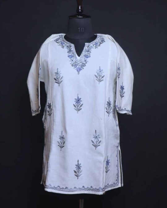 White Junoon Kashmiri Girls Pheran With Aari Embroidery (8-9 Years)