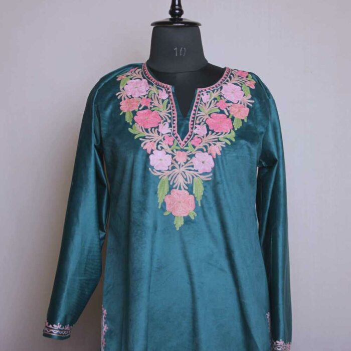 Green Gulabi Bilawal Velvet Kashmiri Kurti with ari Embroidery - Image 2