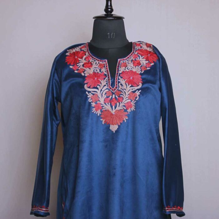 Blur Naar Bilawal Velvet Kashmiri Kurti with ari Embroidery - Image 2