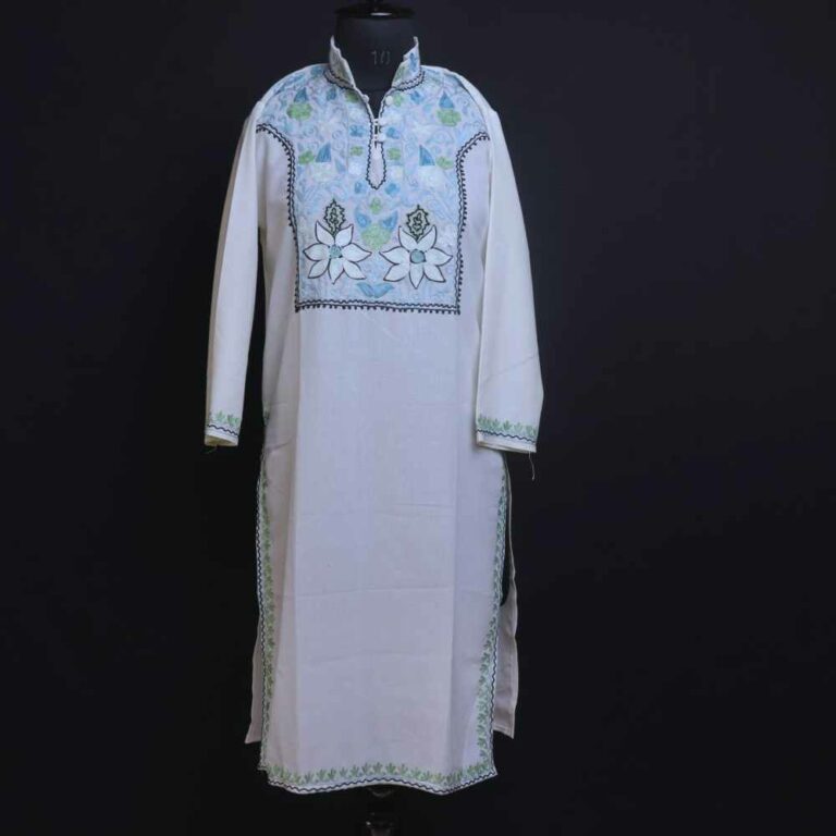 Kashmiri Woolen Ethenic Shrugs, Ponchu - Beige