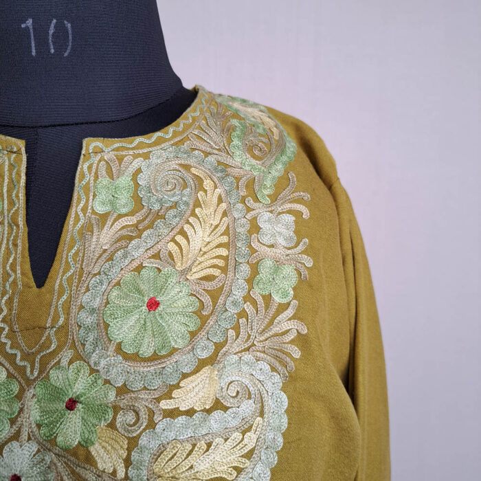 Green Cotton Aari Kashmiri Salwar Kameez Co-ord Set - Image 3