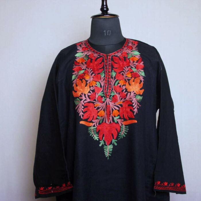 Daneena Black Chinari With Aari Embroidery - Image 2