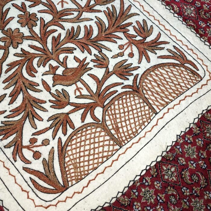 Harud Handmade Aari Embroidered Namda 3x3.5FT - Image 2