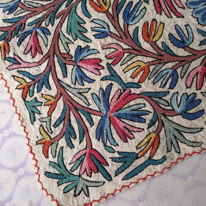 Luxury Namda Zaina 6×4Ft Pure Wool Double Work Handmade Aari Embroidered - Image 3