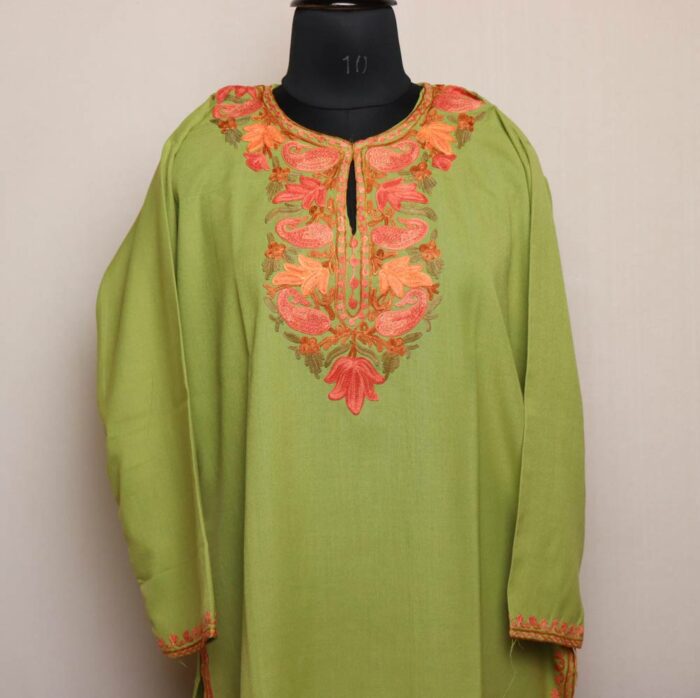 Green Summer Cotton Kurta with Kashmiri Aari Embroidery - Image 2