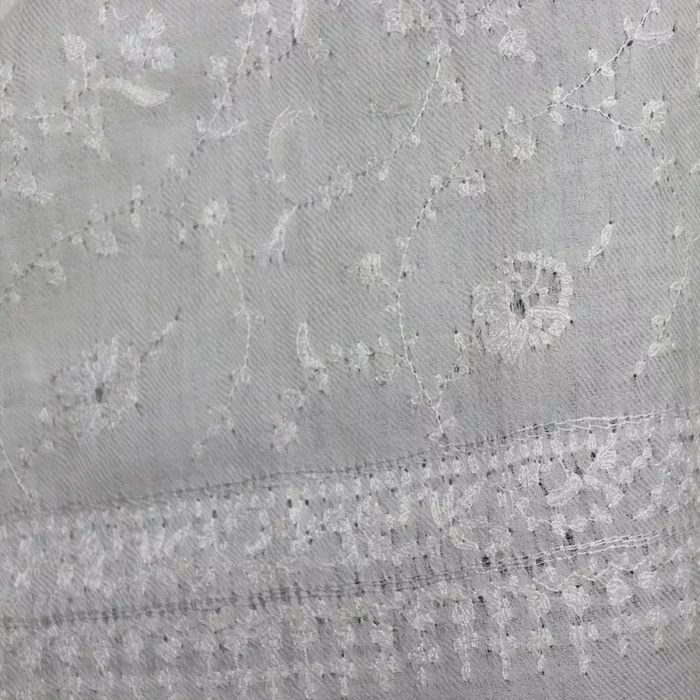 Offwhite Pure Pashmina Sozni Hand Work Shawl - Image 3