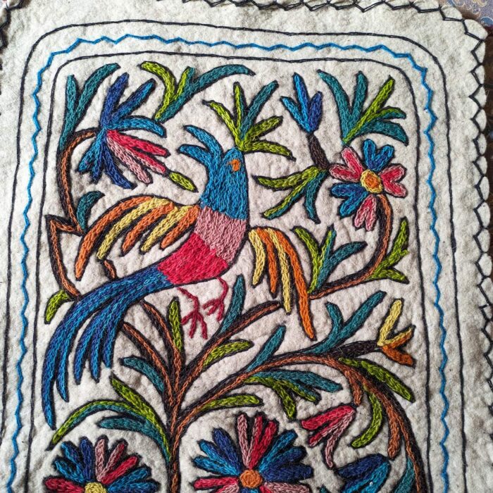 Flora n Fauna Namda Handmade Aari Embroidered Wool Rug 3x2 - Image 2