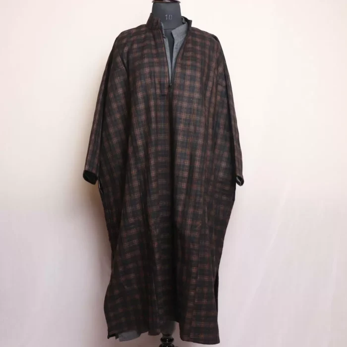 Men Black Check Pheran with Internal Lining (Poazch)