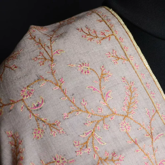 Natural Beige Pure Pashmina Sozni Hand Work Stole - Image 7